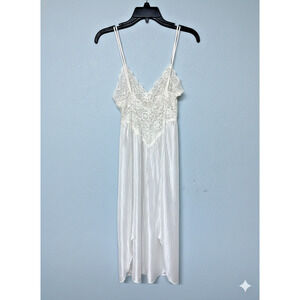 UNBRANDED Women's Vintage White Accordion Pleated Slip *SEE MEASUREMENTS**